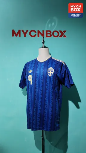 Sweden away - isak #9