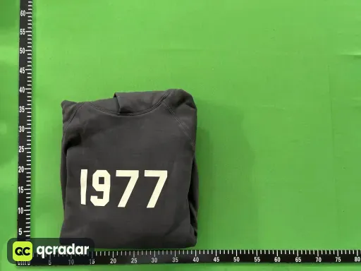 1977铁黑色帽衫