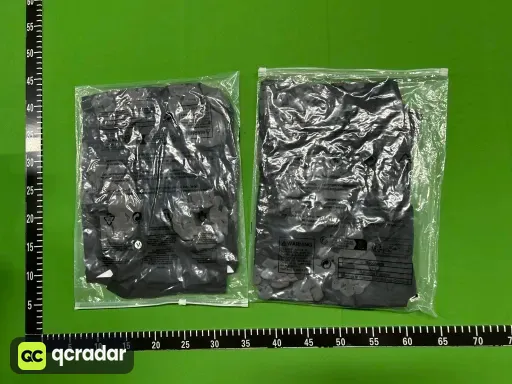黑灰发泡套装