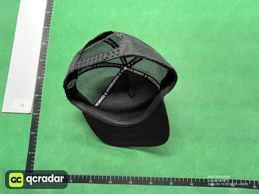 白皮标黑色