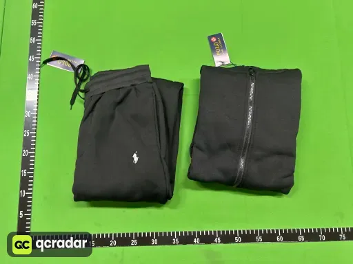黑色拉链套装 白