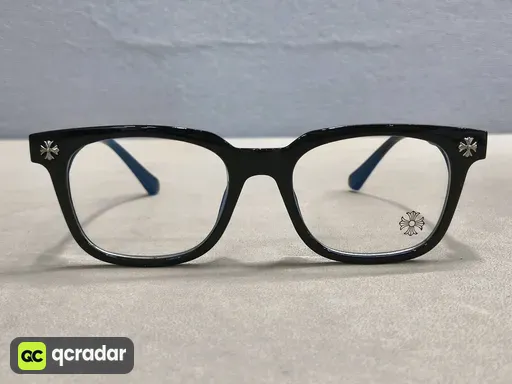 Black frame silver accessories