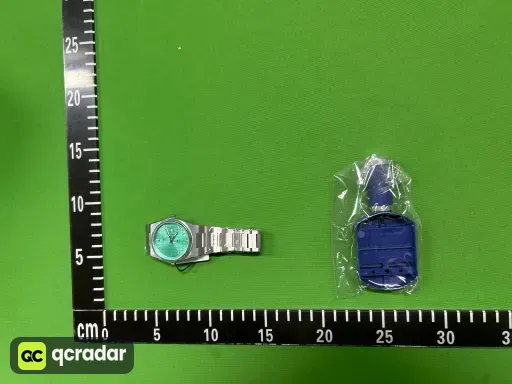 新款表带石英格面银浅绿