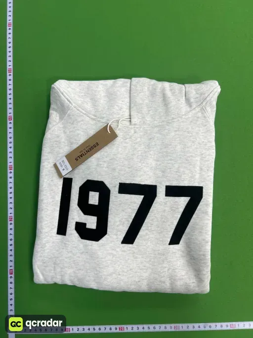 2210米灰