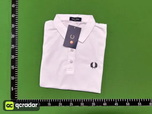 白色黑标