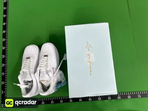 纯白drake联名