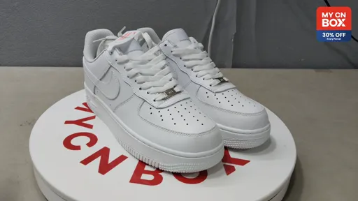 Pure white has 4647 order notes