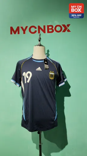 2006 argentina away jersey, number 19 with captain's armband