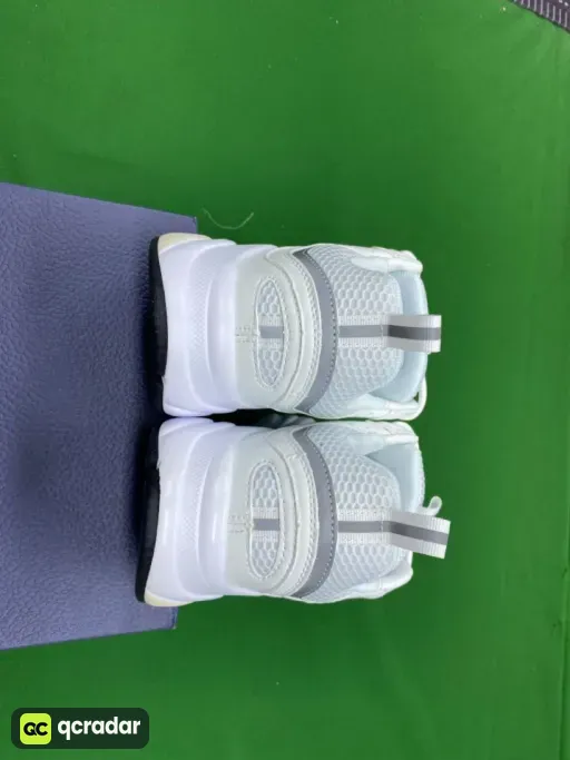 B22 silver