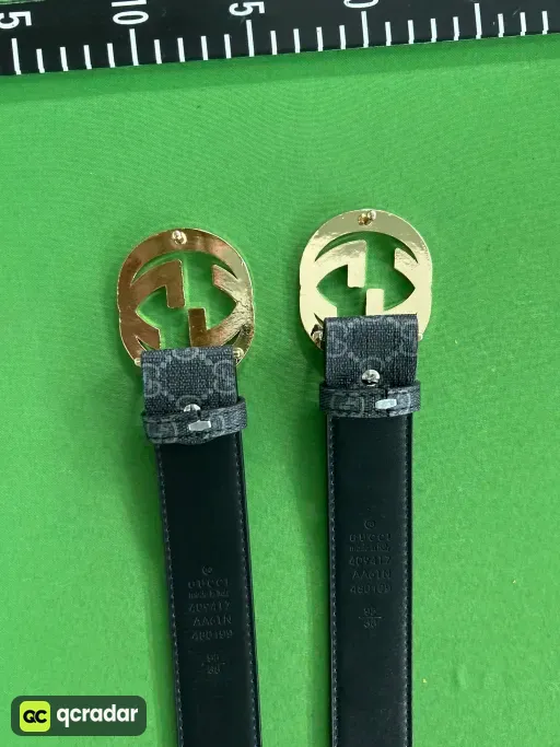 黑色金扣