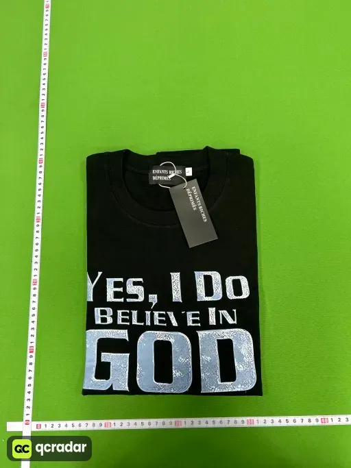 818