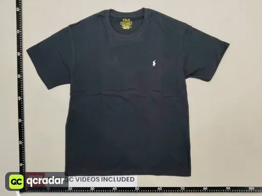 Round neck black-white label