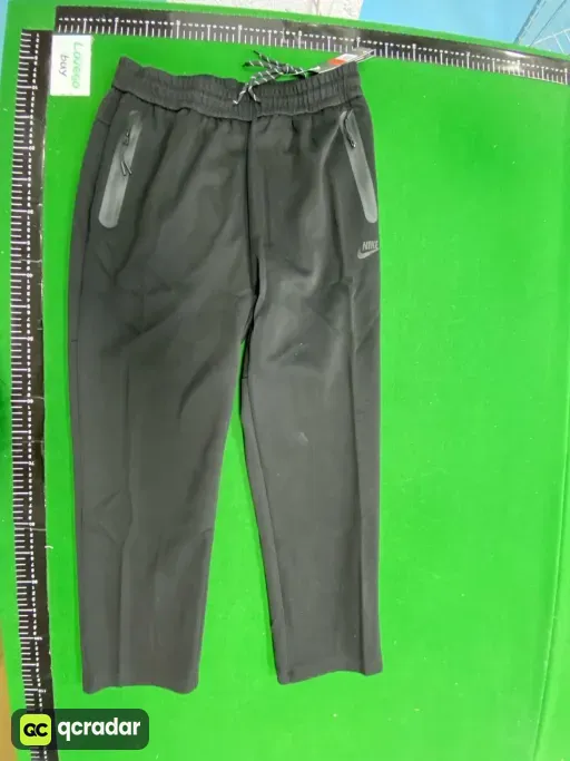 0950+4052 black