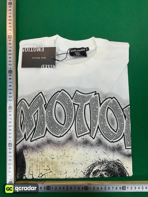 0089白色