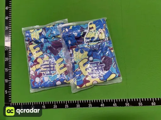 大碎花蓝色洞洞