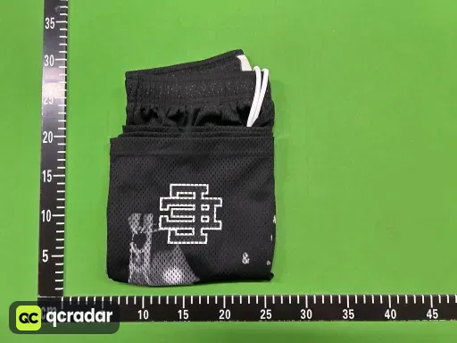 洞洞黑色