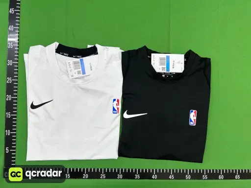 nBA紧身短袖黑白两件
