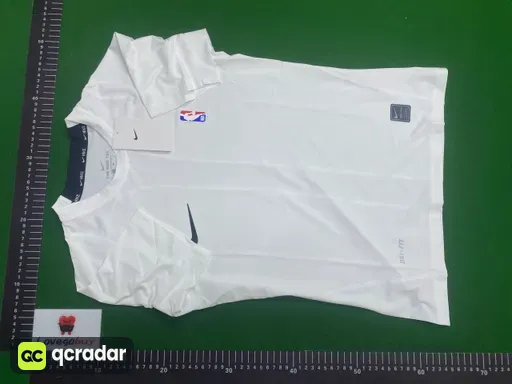 nBA紧身短袖黑白两件