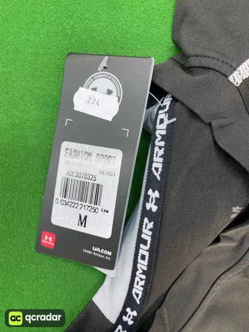 An dm long sleeve black