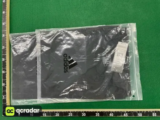 A迪紧身短袖黑