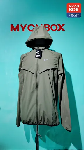 (81313 green suit)