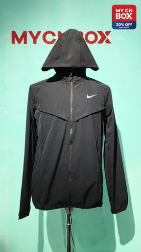 (81313 black suit)