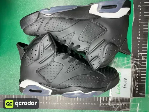 Aj6-black and white