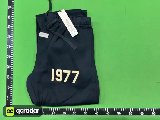 1977裤子黑色