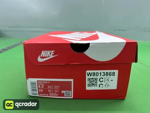 纯黑