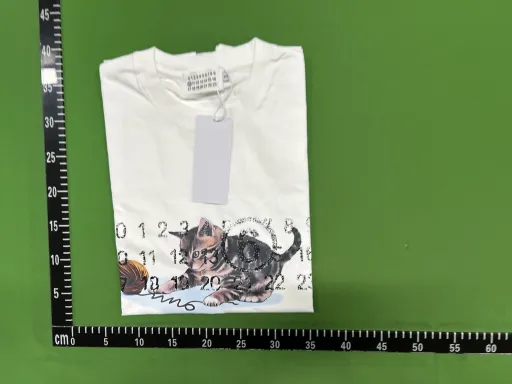 白色52
