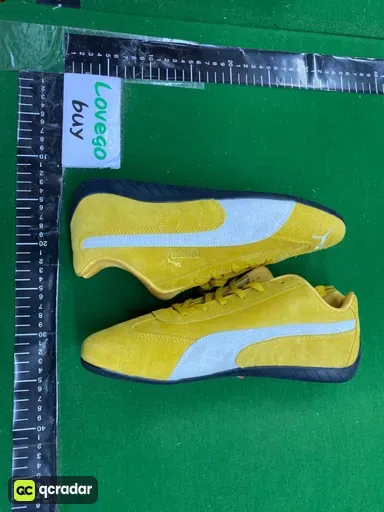 Second generation yellow and white (if you have fat feet, it is recommended to go up one size)