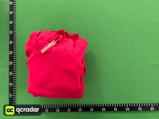 红色