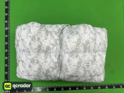 白色上衣