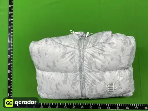 白色上衣
