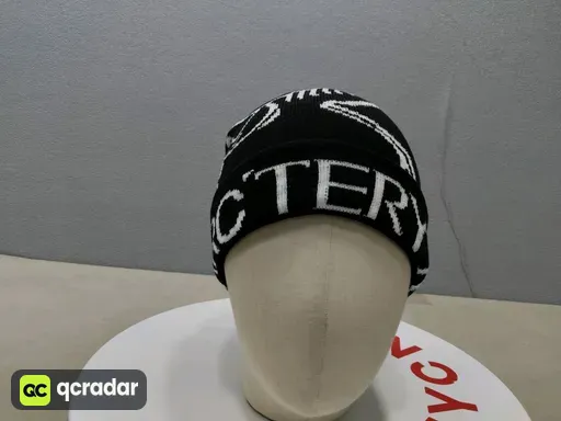 Sz knitted hat-black
