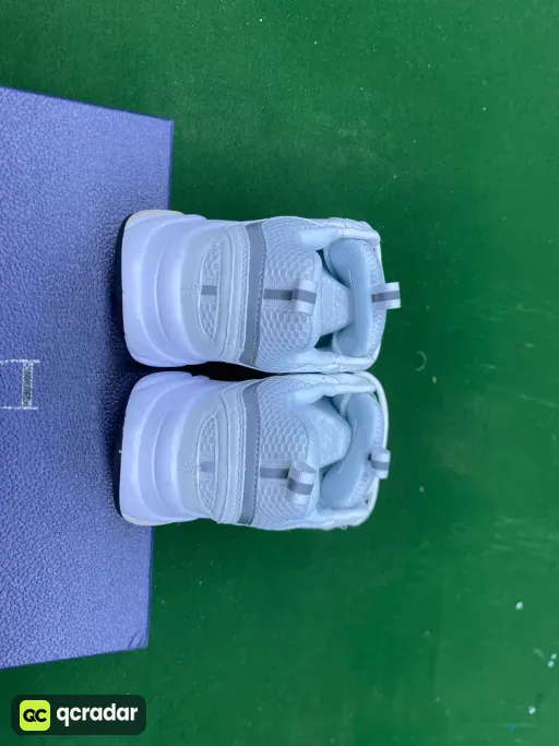 Mike b22 silver gift box