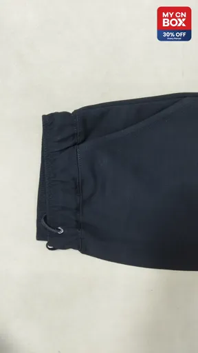 Black trousers