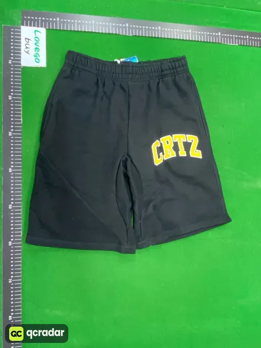 823 black and yellow