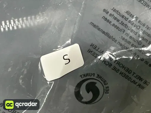 黑色开衫（小白马）