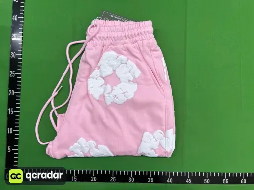 短裤粉红