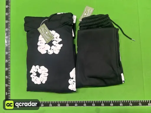 卫衣套装黑色白印花