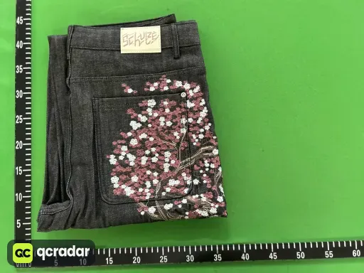 010刺绣樱花牛仔裤（黑）