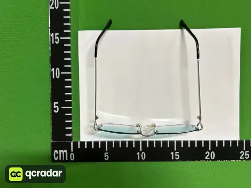 银框双绿c4
