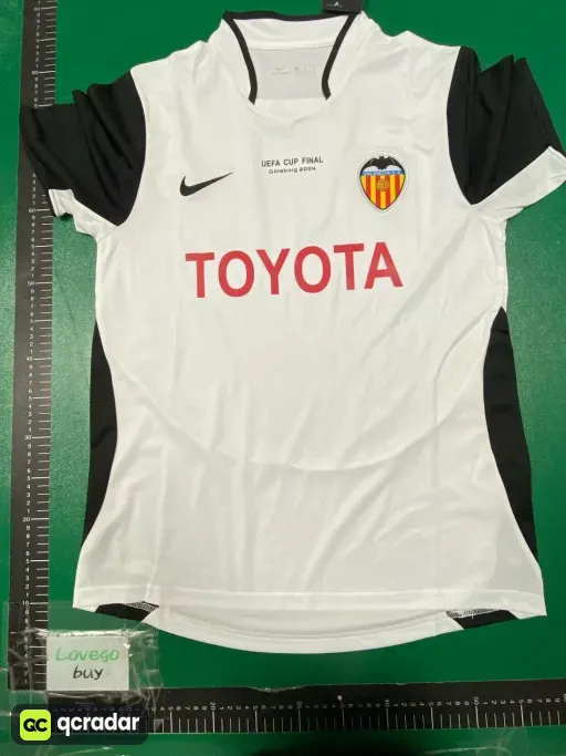 2003-04 valencia home game