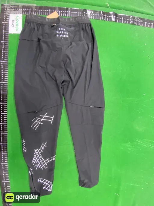 6537 black