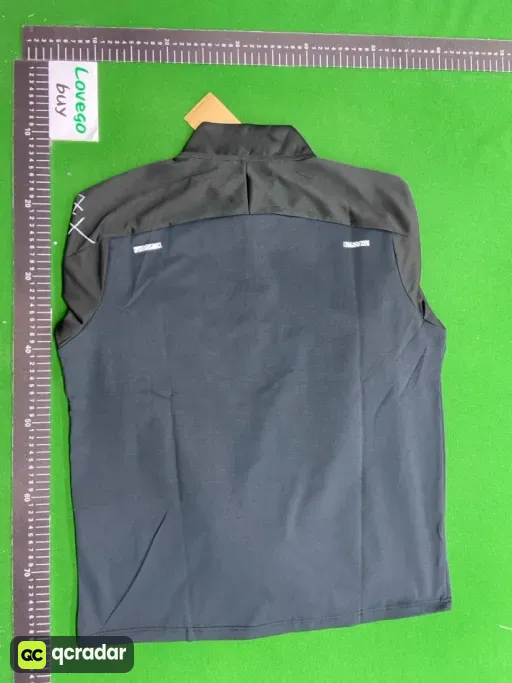 6526 black