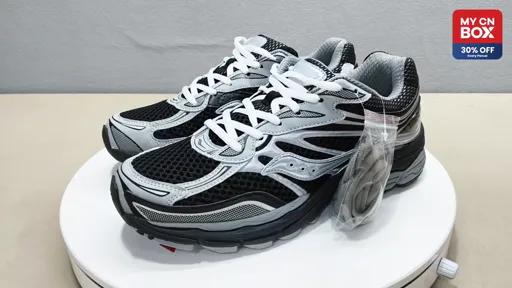 Black silver 36-47