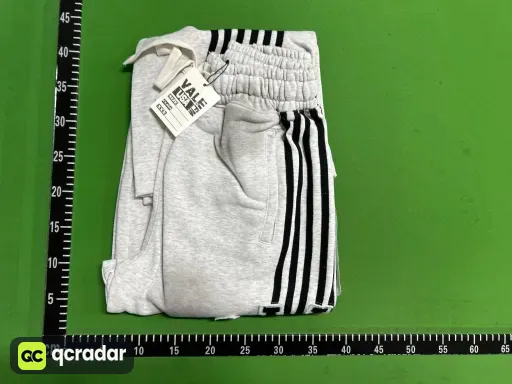 8246白色