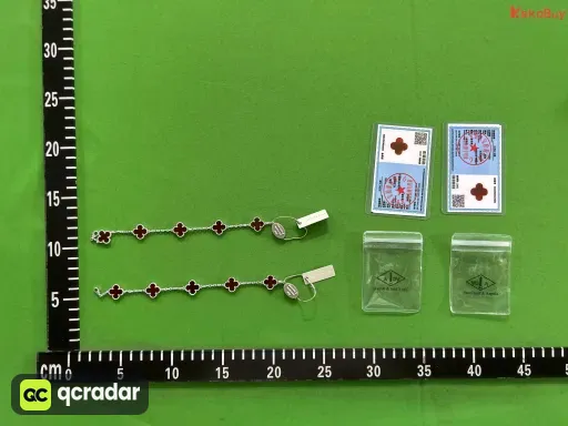 白金色红玉髓