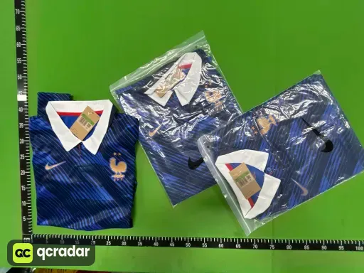 尺码:XL ( + world cup  Badge)
